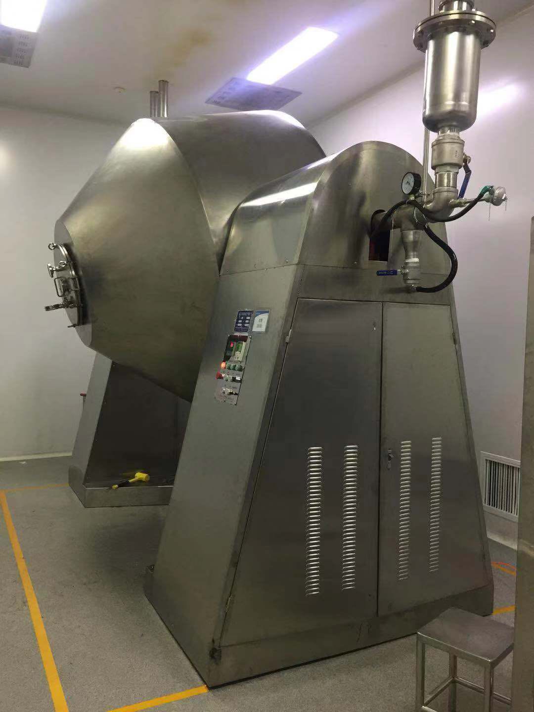 雙錐回轉真空干燥機 雙錐回轉真空干燥機